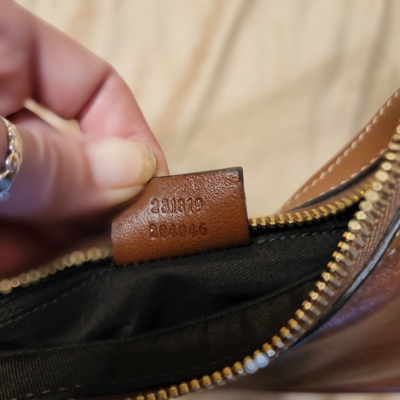 Gucci Authentic Tan Leather Hobo Bag Medium - Picture 8 of 10